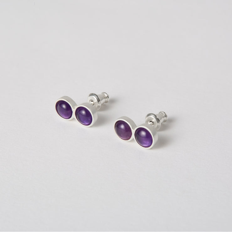 small gem stud earrings, with semi precius gems. bright colored gem earrings. colored gem stud earrings. peridot gem earrings, amber gem earrings, turquase gem earrings. black onix gem earrings. garnet gem earrings.