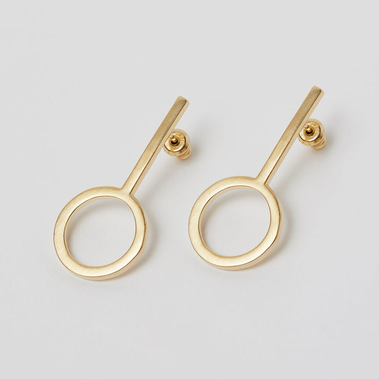 gold plated Sterling silver stud earring of a line and a circle 